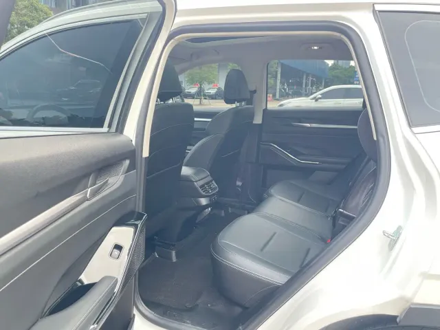 Haval H6 — Фото автомобиля 11