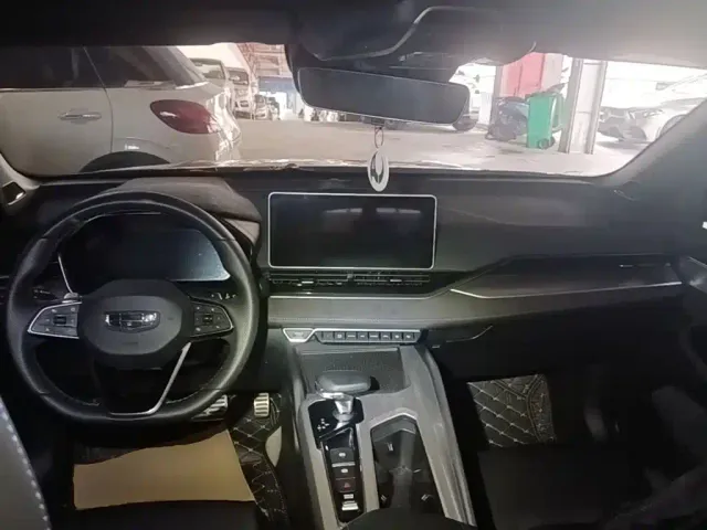 Geely Xingrui — Фото автомобиля 5