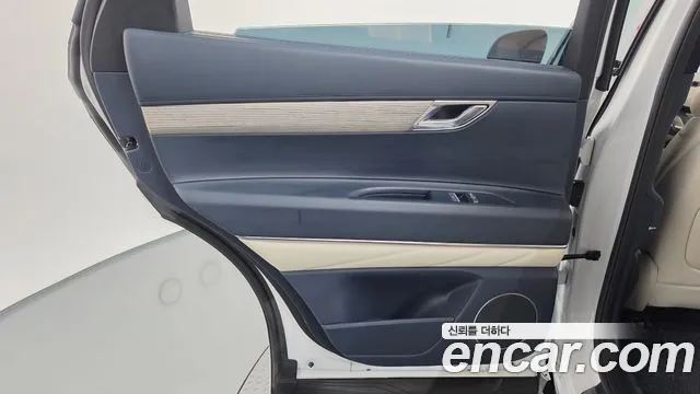 Genesis GV80 2.5T Бензин AWD — Фото автомобиля 5