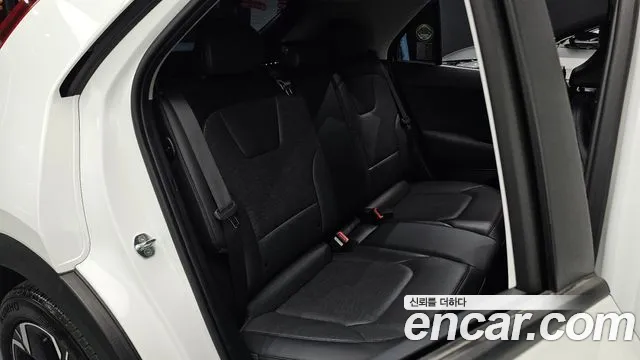 Kia Niro New — Фото автомобиля 16