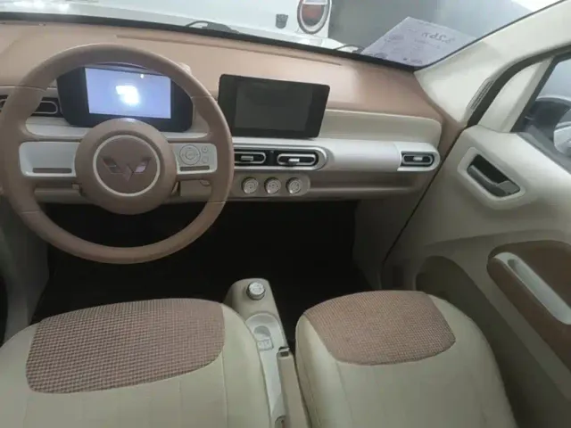 Wuling Hongguang Mini EV — Фото автомобиля 5