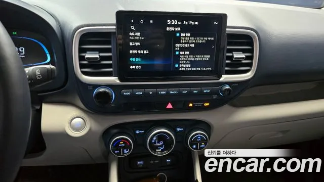 Hyundai Venue Venue 1.6 Premium — Фото автомобиля 17