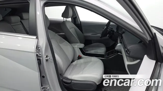 Hyundai Kona SX2 — Фото автомобиля 16