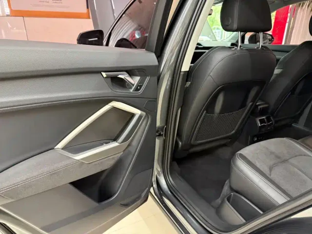 Audi Q3 — Фото автомобиля 17