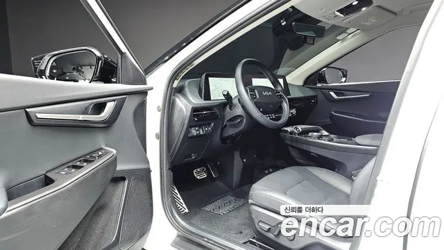 Kia EV6 — Фото автомобиля 10