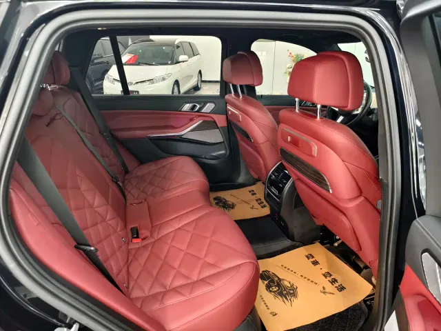 BMW X5 — Фото автомобиля 8