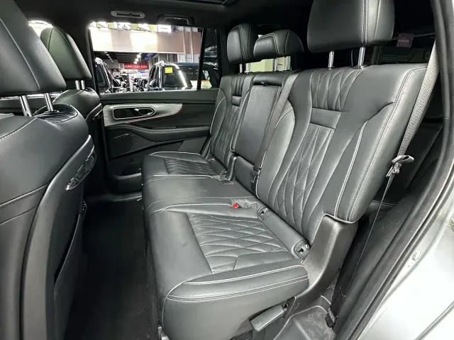 GAC Trumpchi GS8 — Фото автомобиля 28
