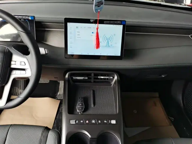 BYD Qin PLUS — Фото автомобиля 12