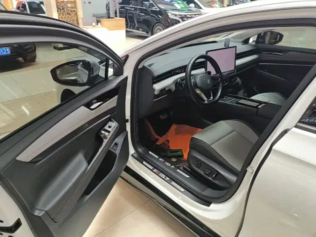 Volkswagen ID.7 Vizzion — Фото автомобиля 15