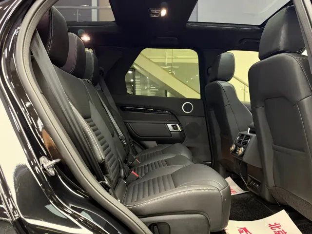 Land Rover Discovery — Фото автомобиля 15