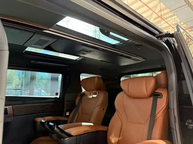 Toyota Alphard — Фото автомобиля 9