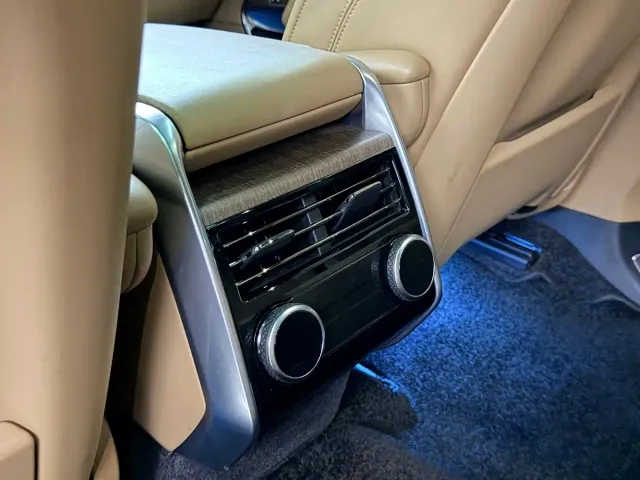 Land Rover Range Rover — Фото автомобиля 20