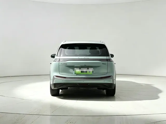 GAC Aion Y — Фото автомобиля 8