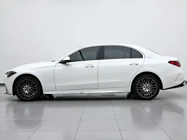 Mercedes-Benz C-Class — Фото автомобиля 5