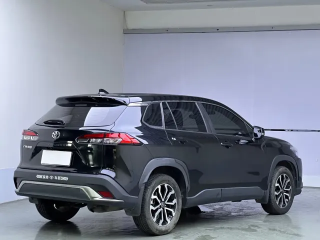 Toyota Frontlander — Фото автомобиля 6