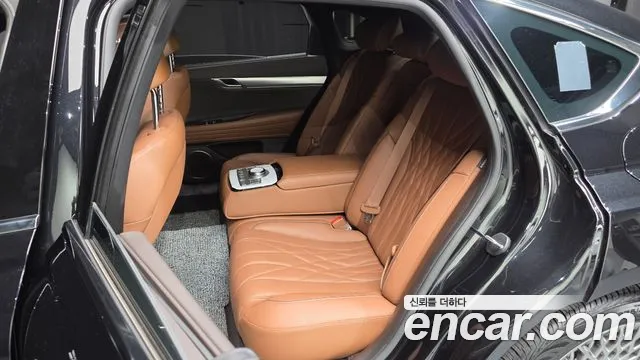 Genesis G80 RG3 — Фото автомобиля 16