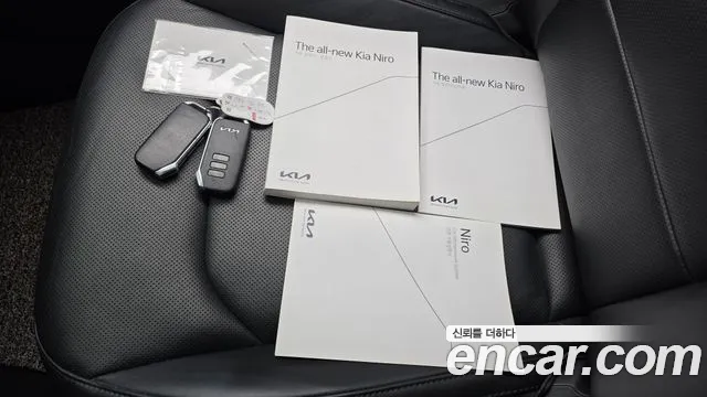 Kia Niro The All New Niro Signature — Фото автомобиля 22