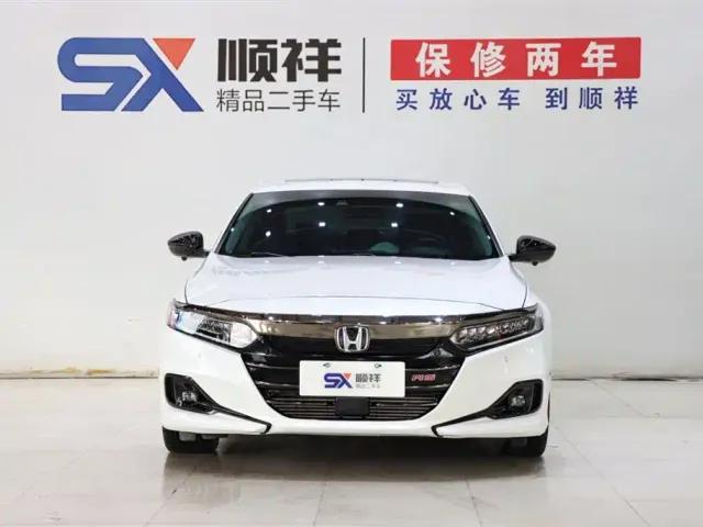Honda Accord — Фото автомобиля 2