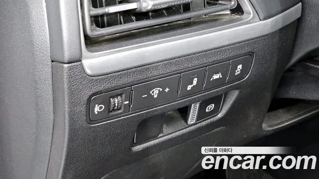 Hyundai Palisade Palisade Дизель 2.2 2WD — Фото автомобиля 14