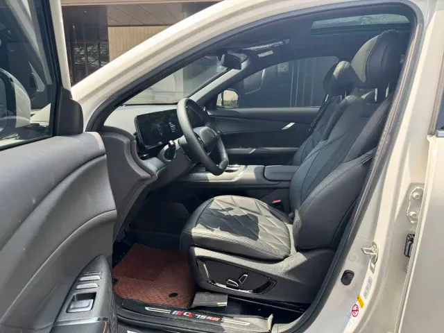 Changan CS75 Plus — Фото автомобиля 13