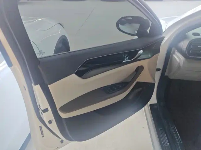 BYD Qin PLUS — Фото автомобиля 7