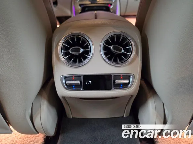 Mercedes-Benz CLS-Class — Фото автомобиля 19
