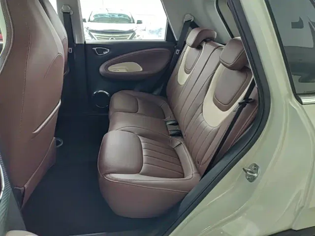 Wuling Bingo — Фото автомобиля 16