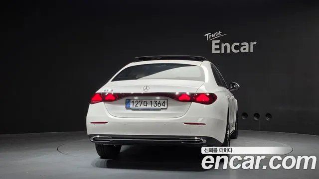 Mercedes-Benz E-Class W214 — Фото автомобиля 4