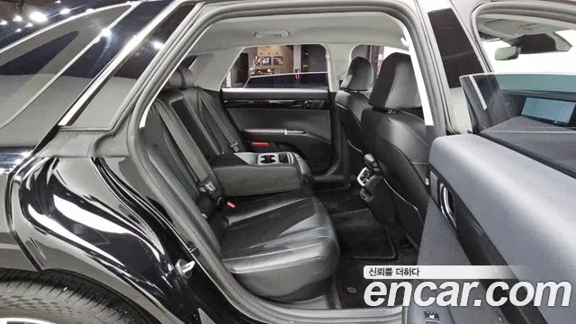 Hyundai Grandeur GN7 — Фото автомобиля 18