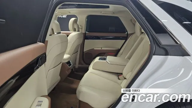 Hyundai Grandeur GN7 — Фото автомобиля 12