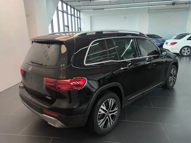Mercedes-Benz GLB-Class — Фото автомобиля 4