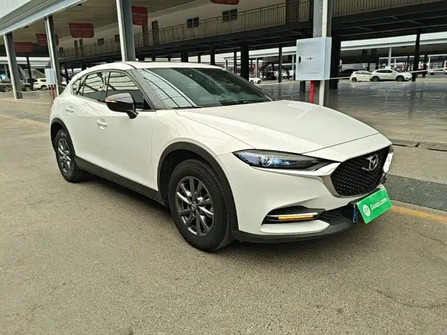 Mazda CX-4 — Фото автомобиля 3