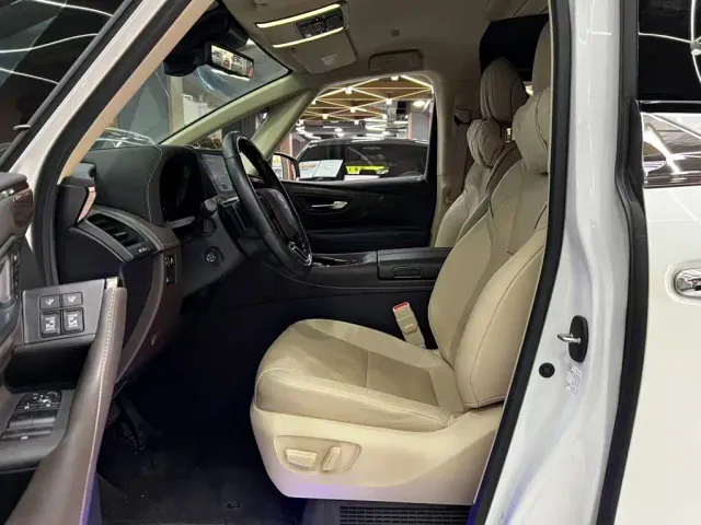 Toyota Alphard — Фото автомобиля 9