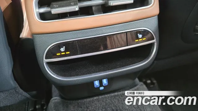 Genesis GV70 — Фото автомобиля 29