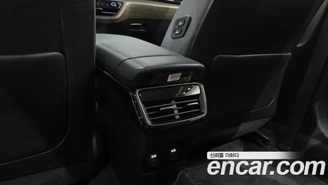 Kia K8 2.5 Бензин 2WD — Фото автомобиля 28
