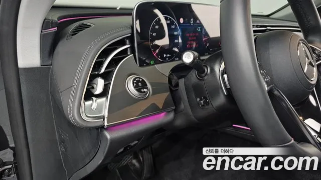 Mercedes-Benz E-Class — Фото автомобиля 20