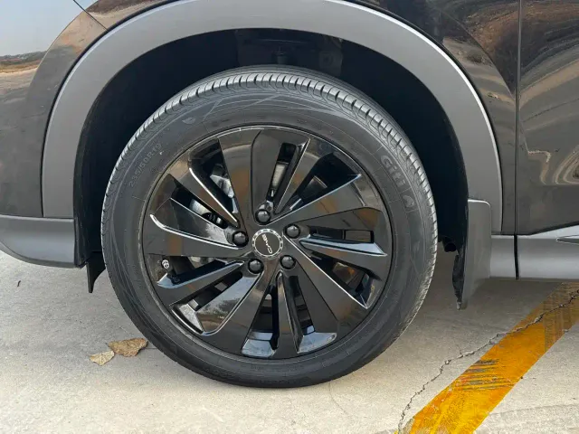 BYD Song PLUS — Фото автомобиля 8
