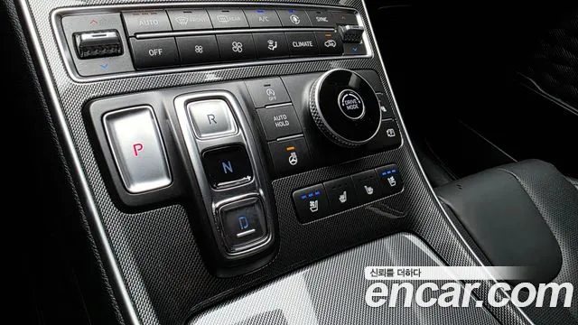 Hyundai Santafe Новый Santa Fe Дизель 2.2 2WD — Фото автомобиля 9