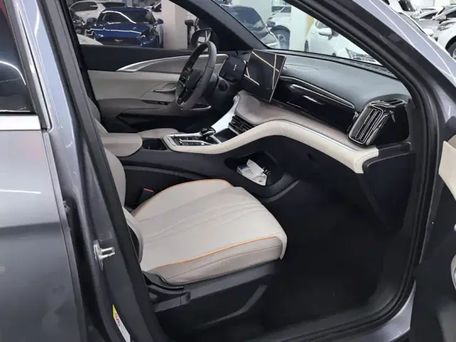 BYD Song Pro — Фото автомобиля 8