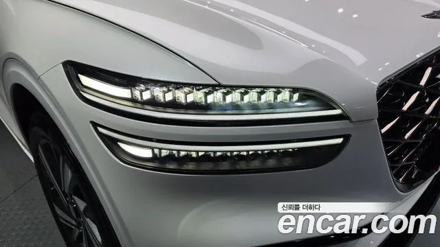Genesis GV70 2.5T Бензин 2WD — Фото автомобиля 22