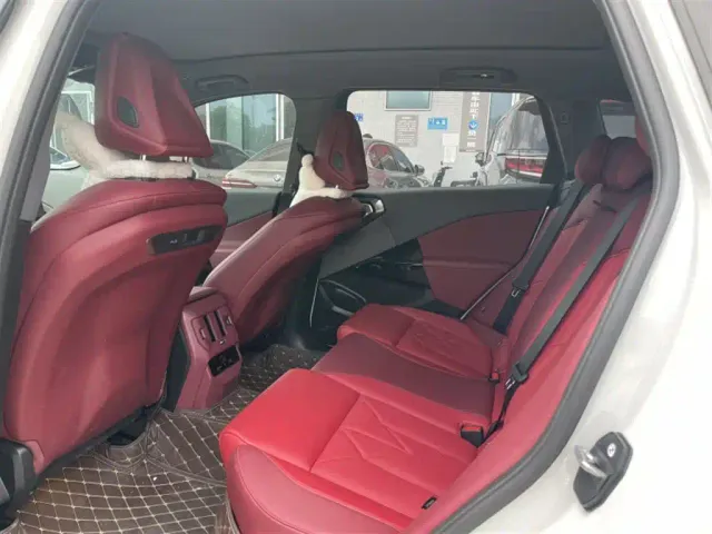 BMW X3 — Фото автомобиля 4