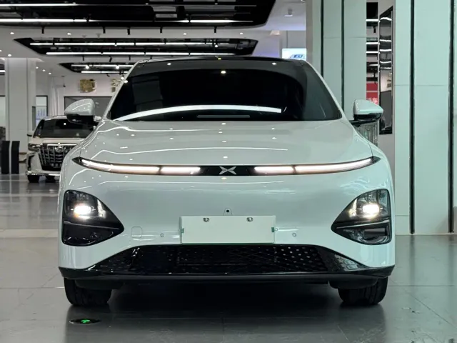 Xpeng G6 — Фото автомобиля 2