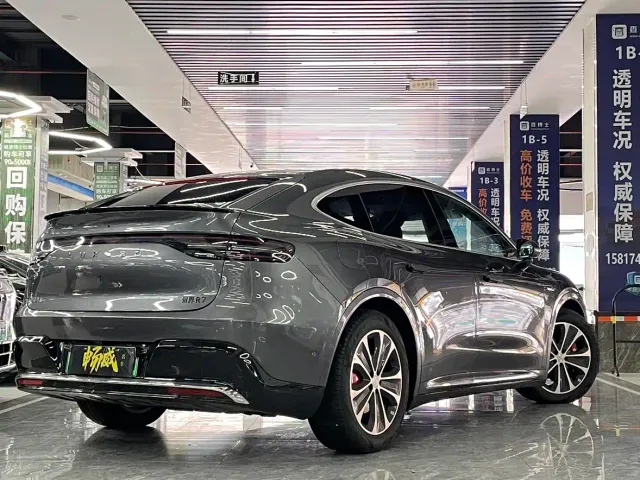 Luxeed R7 — Фото автомобиля 6
