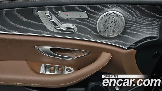 Mercedes-Benz E-Class W213 — Фото автомобиля 29