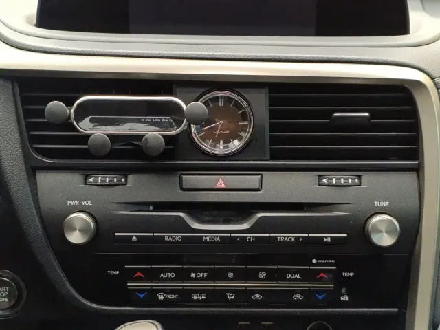Lexus RX — Фото автомобиля 18