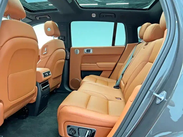 Li Auto L7 — Фото автомобиля 15