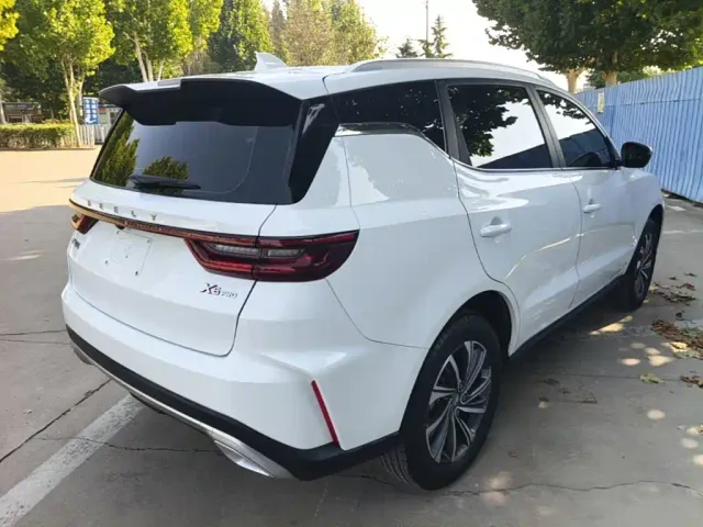 Geely Vision X6 — Фото автомобиля 6