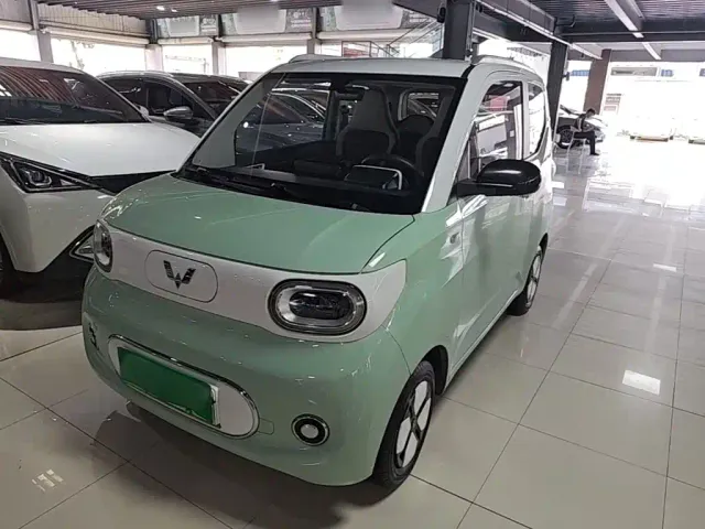 Фотография автомобиля — Wuling Hongguang Mini EV