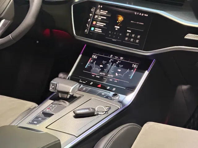 Audi A6L — Фото автомобиля 11