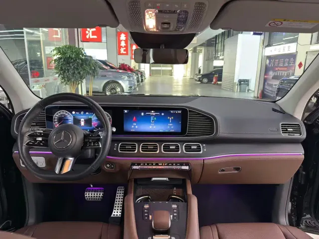 Mercedes-Benz GLS-Class — Фото автомобиля 4